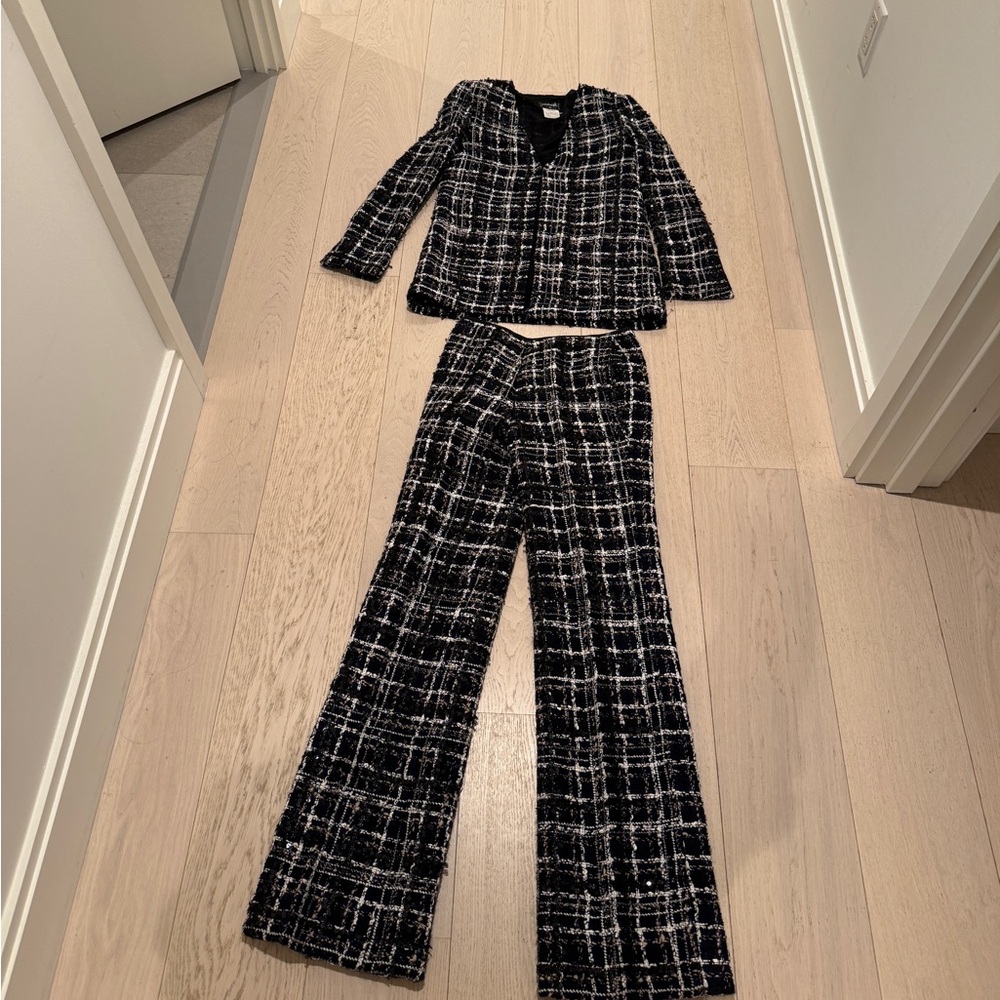 Chanel 2004 A tweed set blazer and pants **dropped off at TRR